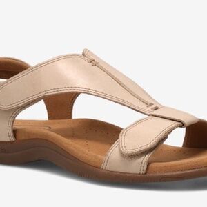 Taos The Show Sandals in Stone
